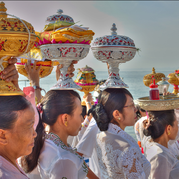 Melasti in Bali