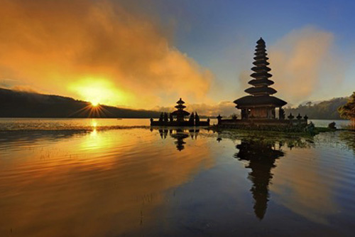 Temple Ulun Danu Beratan Bedugul