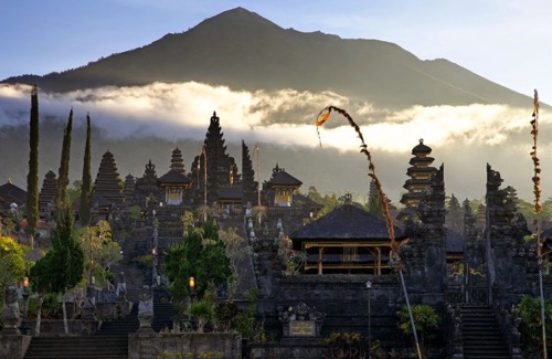 Siddhartha Bali Tours Pura Besakih